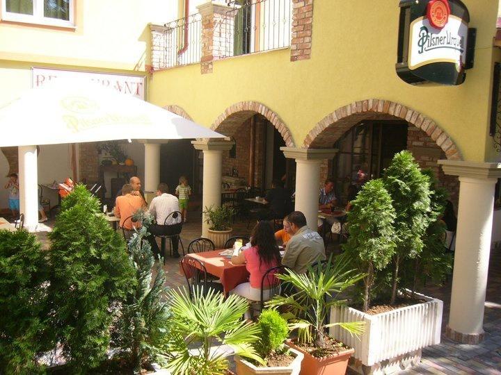 Penzion Da Giacomo Trenčín المظهر الخارجي الصورة